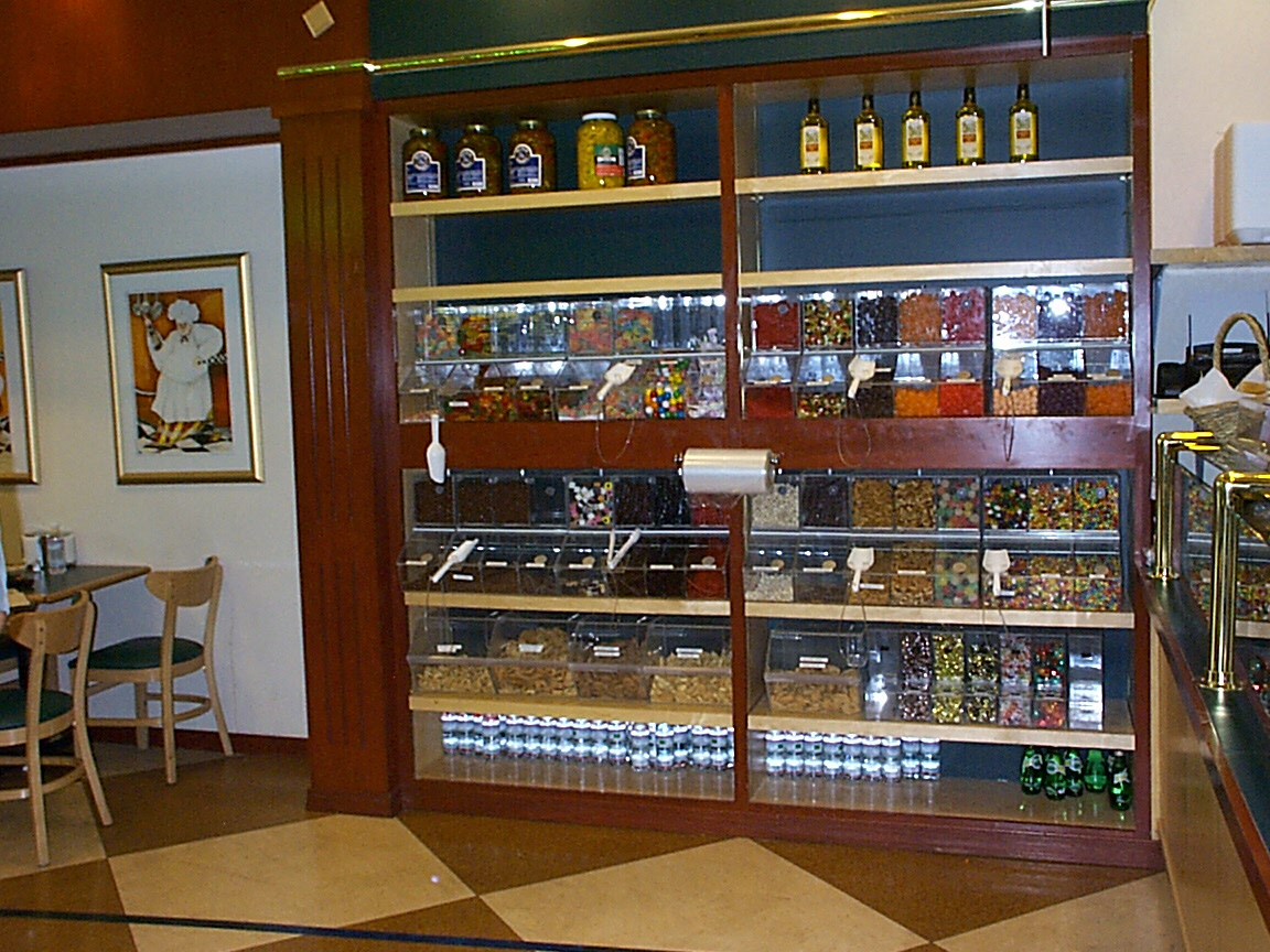 Vinnys Candy Bins2